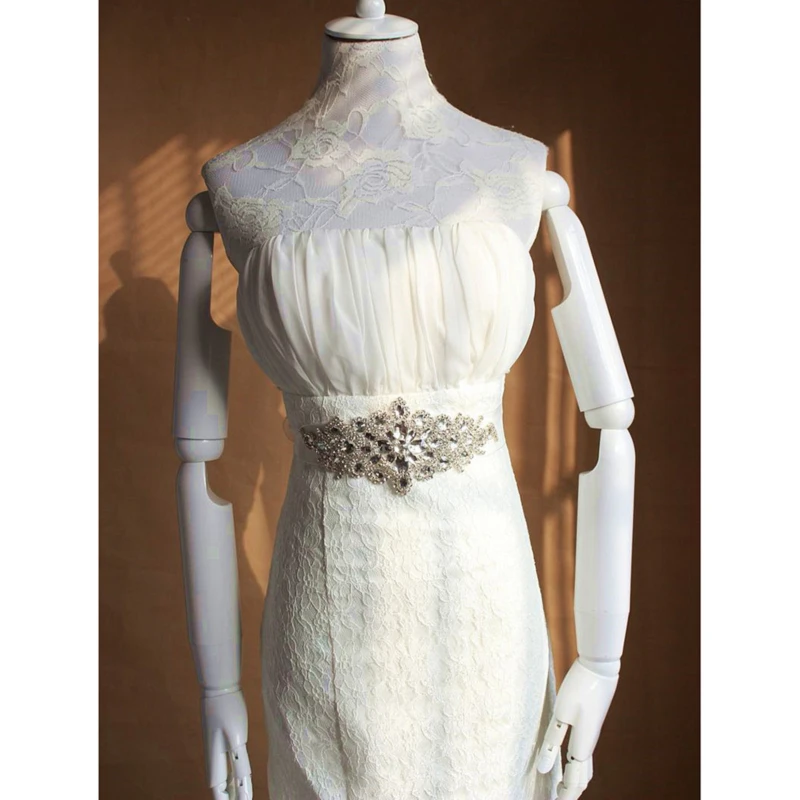 Missrdress Crystal Bridal Belts Silver Diamond Wedding Sash for Bridal Accessories Handmade Rhinestones Wedding Belt