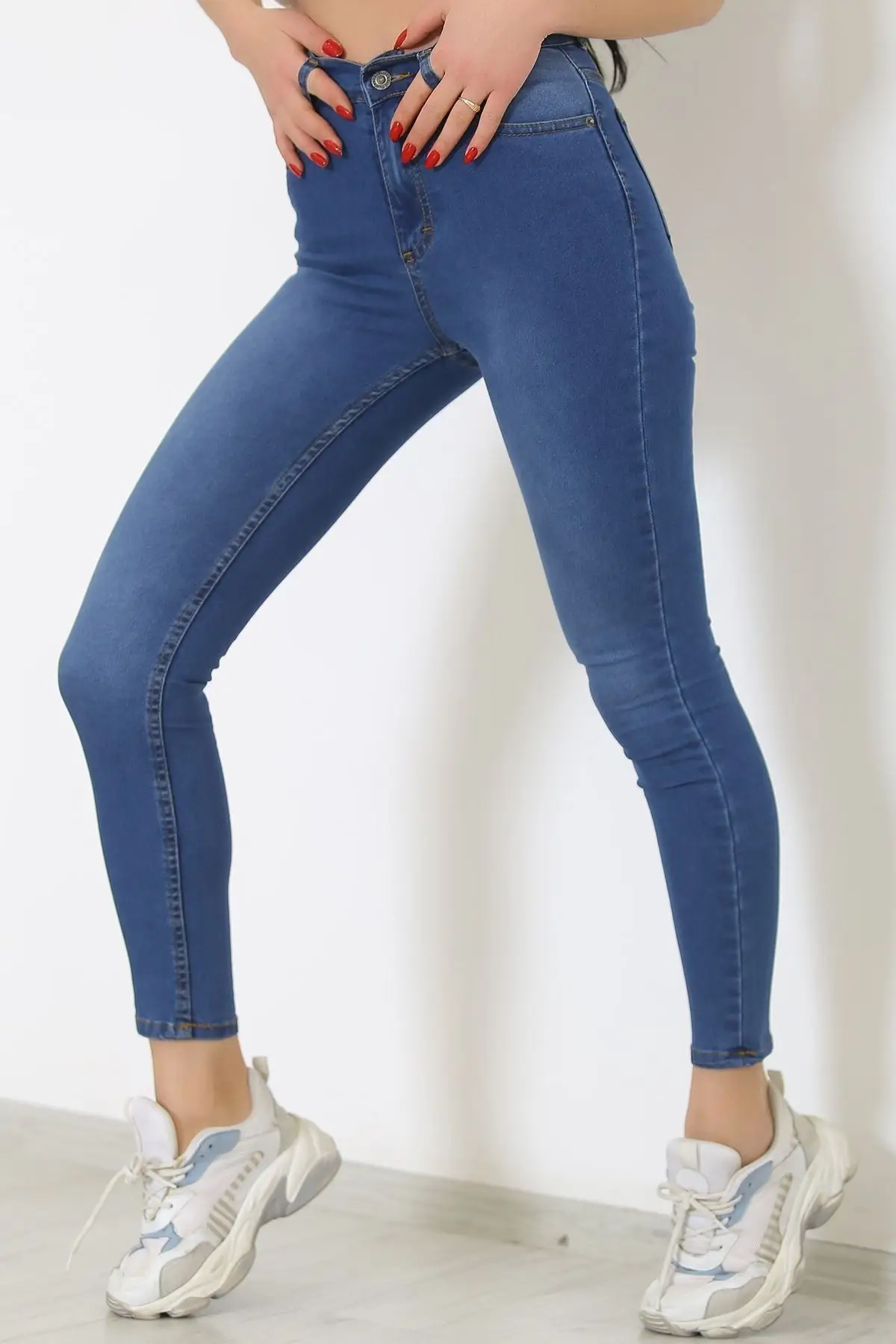 

Women's Jean Skinny Blue Full Length High Waist Straight Pant Streetwear Female Jeans Buttons Zipper Ladies