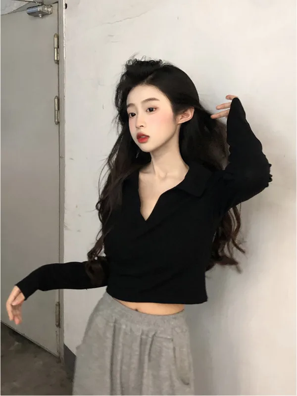 Женская футболка с длинным рукавом воротником-поло