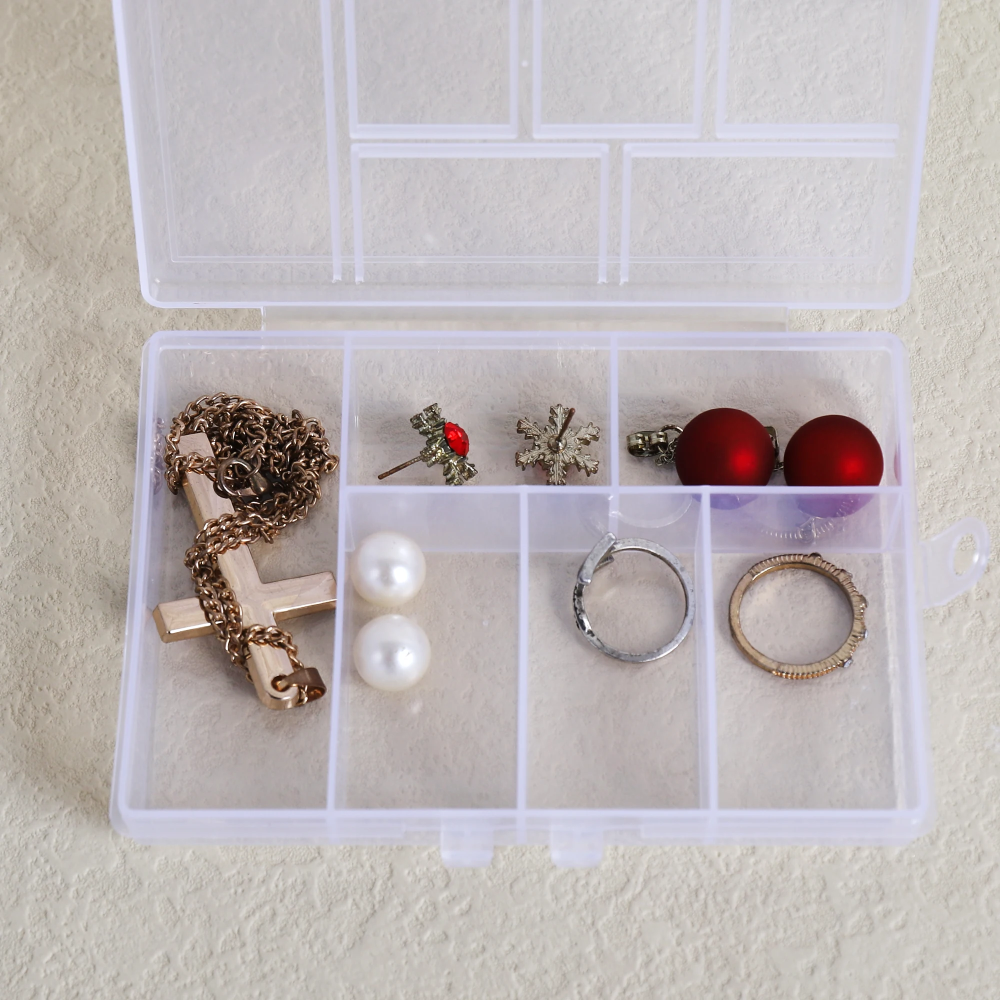 Пластиковый ящик для хранения украшений с 6 отделениями