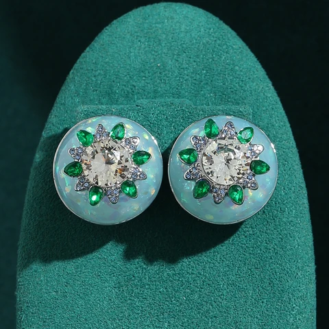 Серьги-гвоздики LOVE GREEN LIVE GREEN ледяного синего цвета