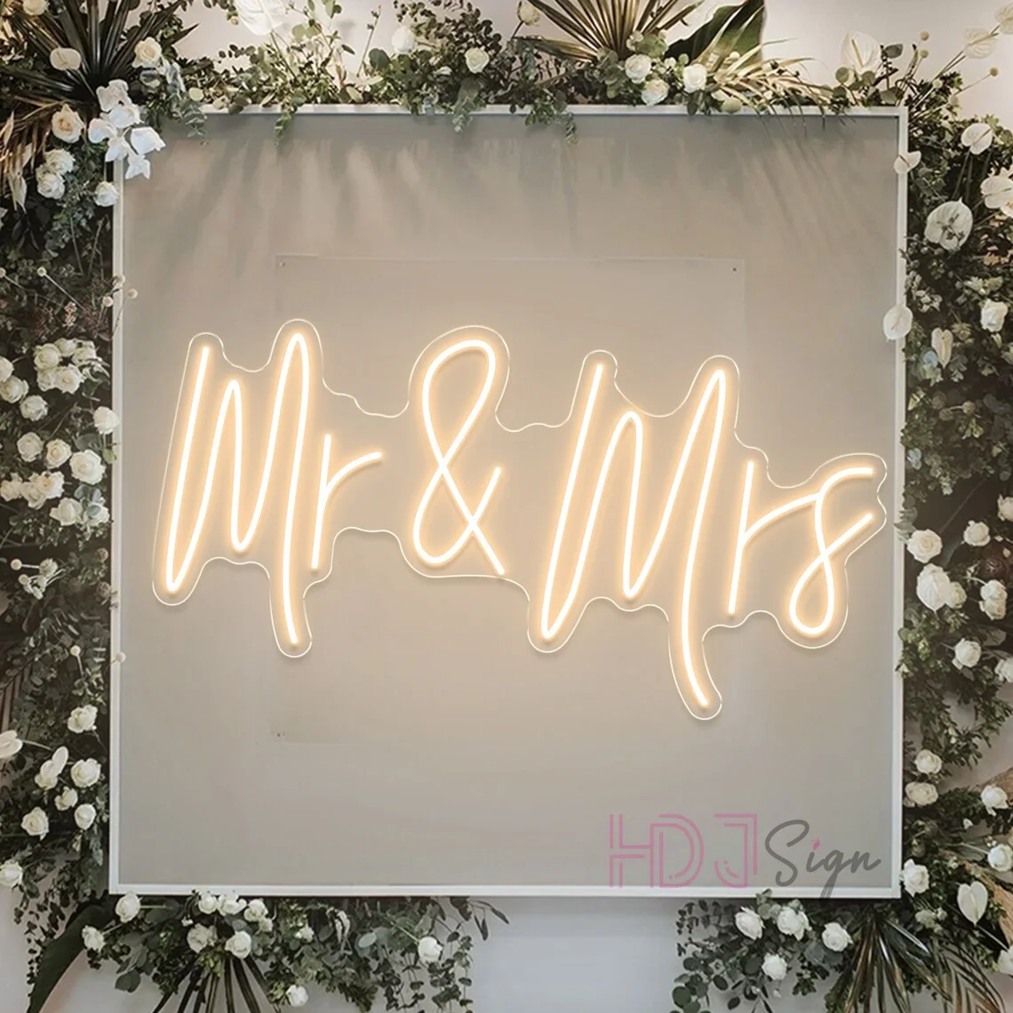 

Свадебные неоновые вывески Mr & Mrs, свадебное украшение, подарок шафера на годовщину свадьбы, пары, садовое настенное украшение