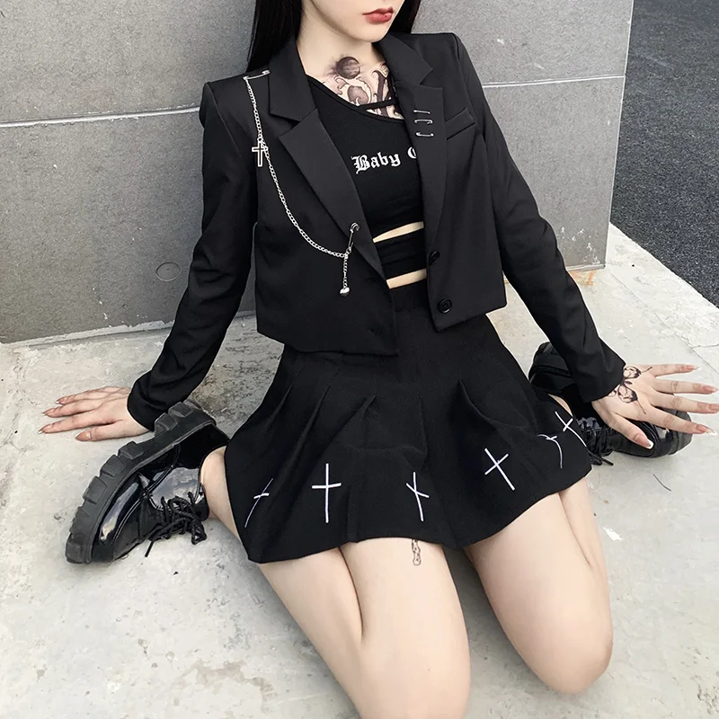 Gothic Black Women Punk Blazer Harajuku Streetwear Metal Chain Patchwork Suit Office Ladies Commute Short Coat Chic Blazer Suits