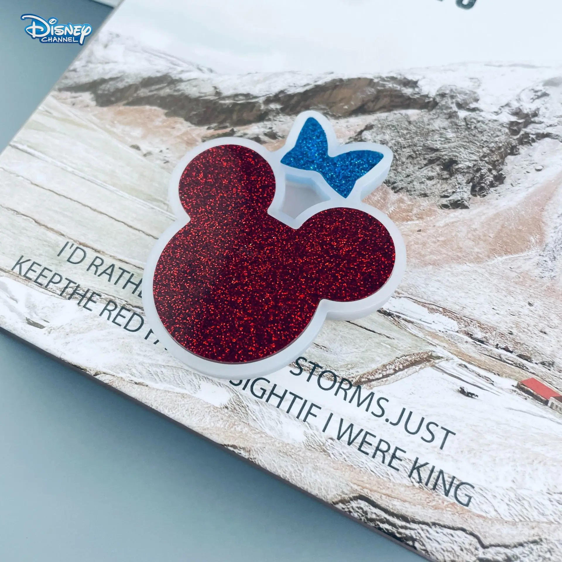 Силиконовая форма в виде банта из мультфильма Микки Маус