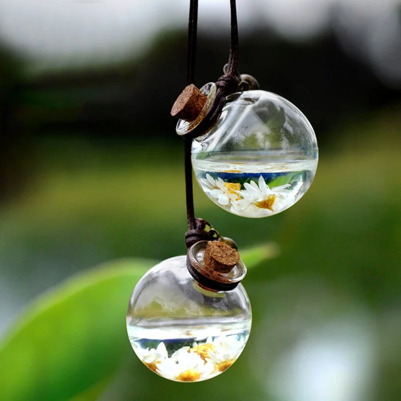 

2pcs Car Interior Pendant Ornament Perfume Bottles Air Freshener Essential Oils with Flower Glass Bottle Diffuser Car Decoration