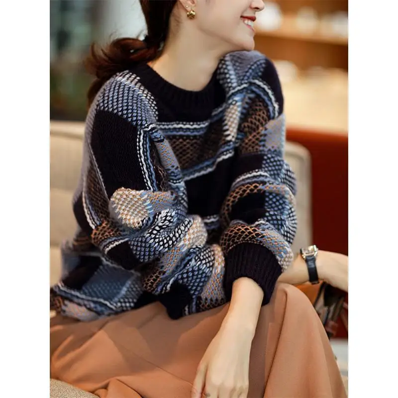 

Autumn and Winter New Women's Clothing Korean Style Retro Aging Top Round Neck Lazy Foreign Striped Knitted Sweater