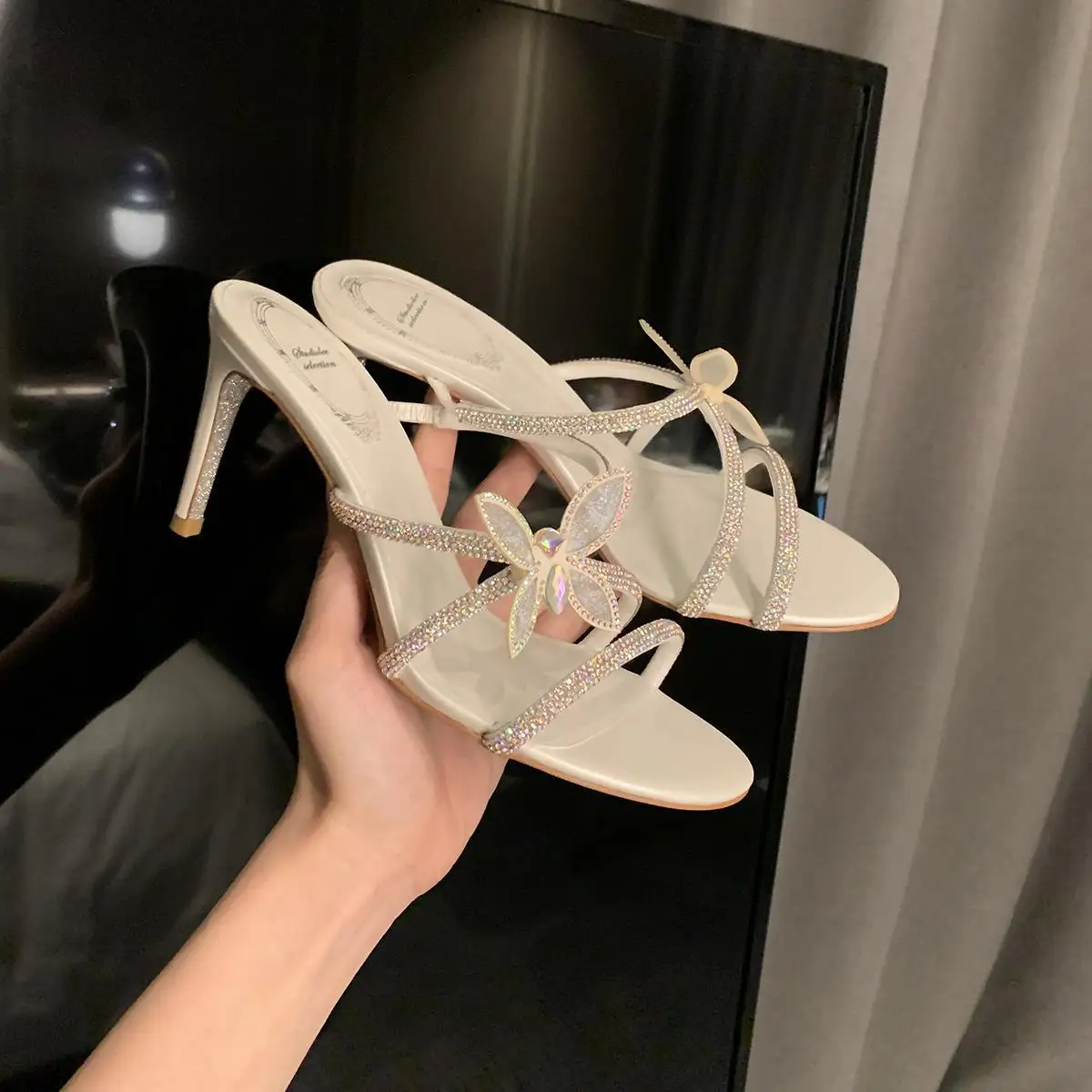 Женские тапочки большого размера 42