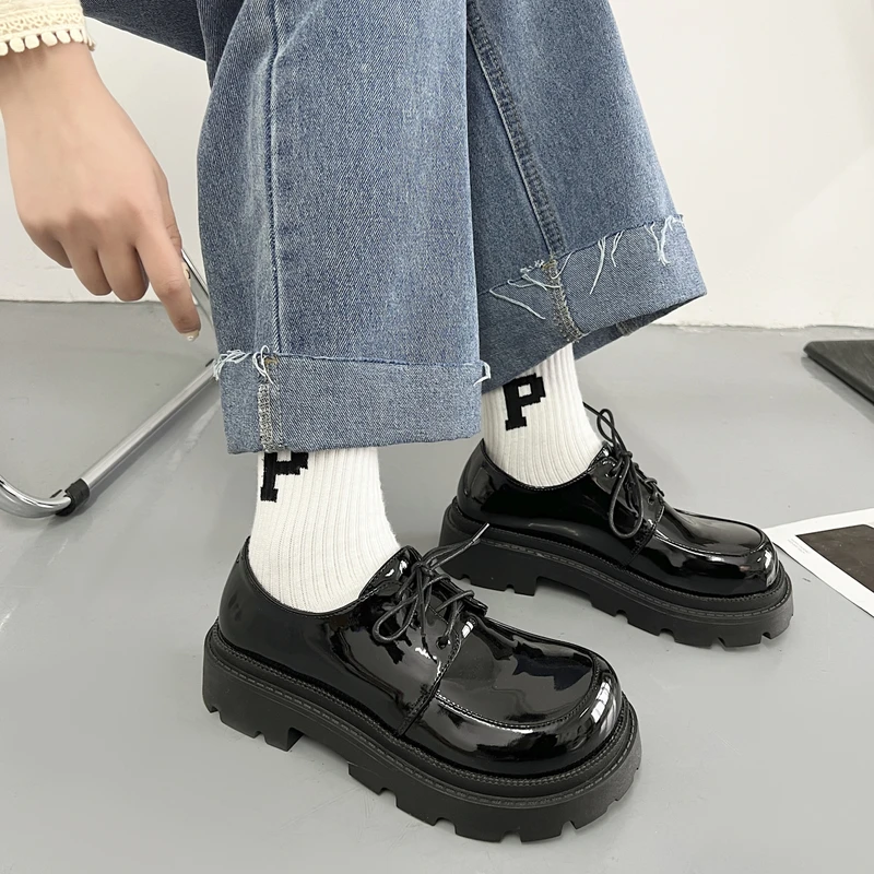 

Кроссовки женские на платформе, повседневная обувь, толстая подошва, перекрестная шнуровка, однотонные базовые, из экокожи, весна-лето 2022