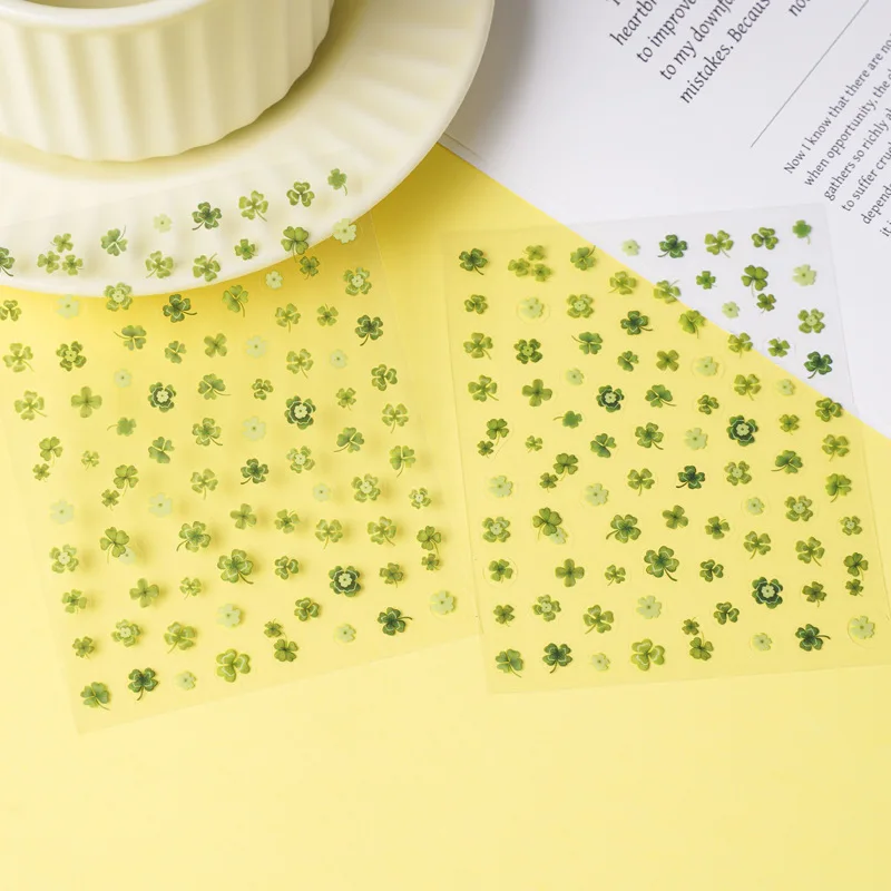 

Мини-наклейки с четырехлистным клевером