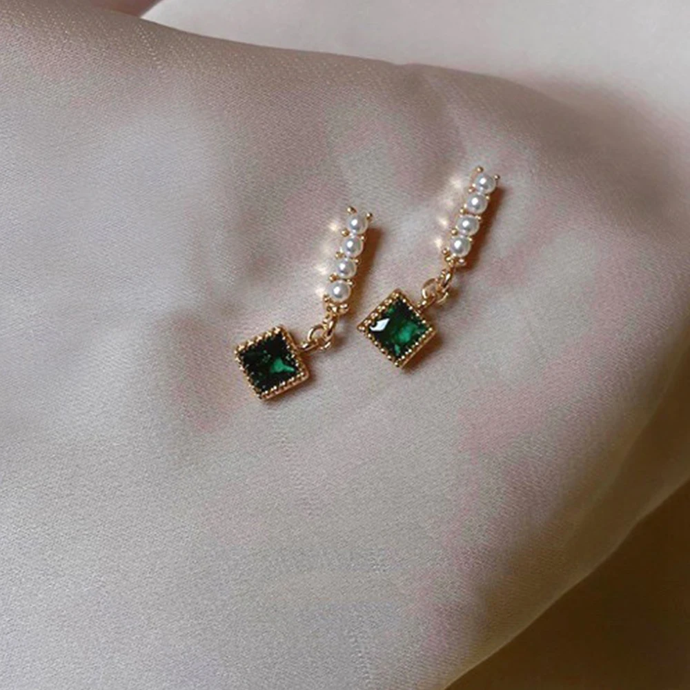 

14K Gold Stud Earrings Exquisite Fashion Small Square Emerald Zircon Earrings S925 Tremella Needle Temperament High Jewelry