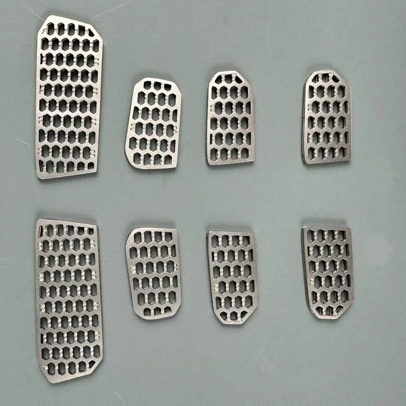 Металлические педали для кабины SCALECLUB 1/14 Tamiya 770s