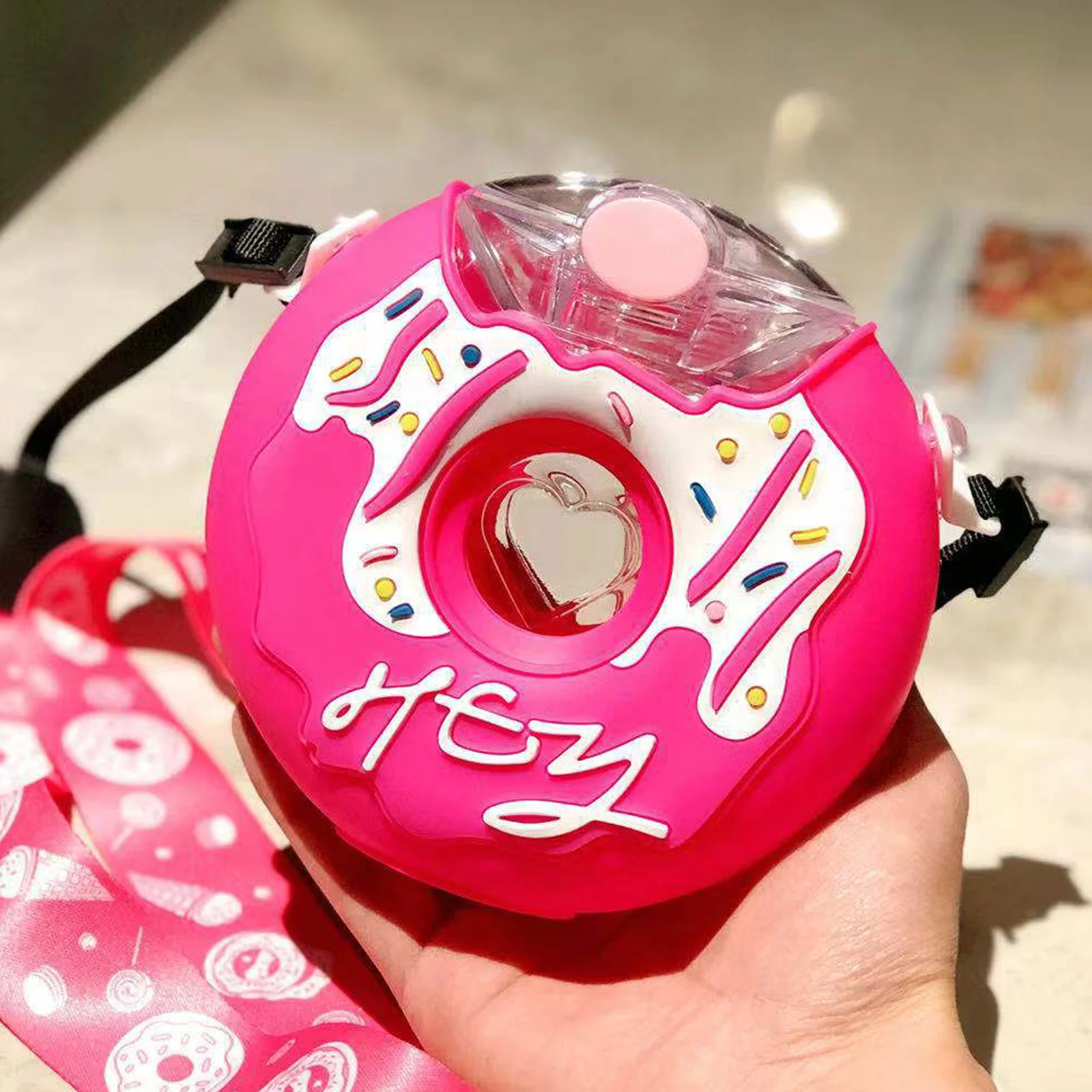 

380 мл бутылка для воды в виде пончика без БФА спортивная чашка с соломинкой регулируемый плечевой ремень для детей праздничные подарки