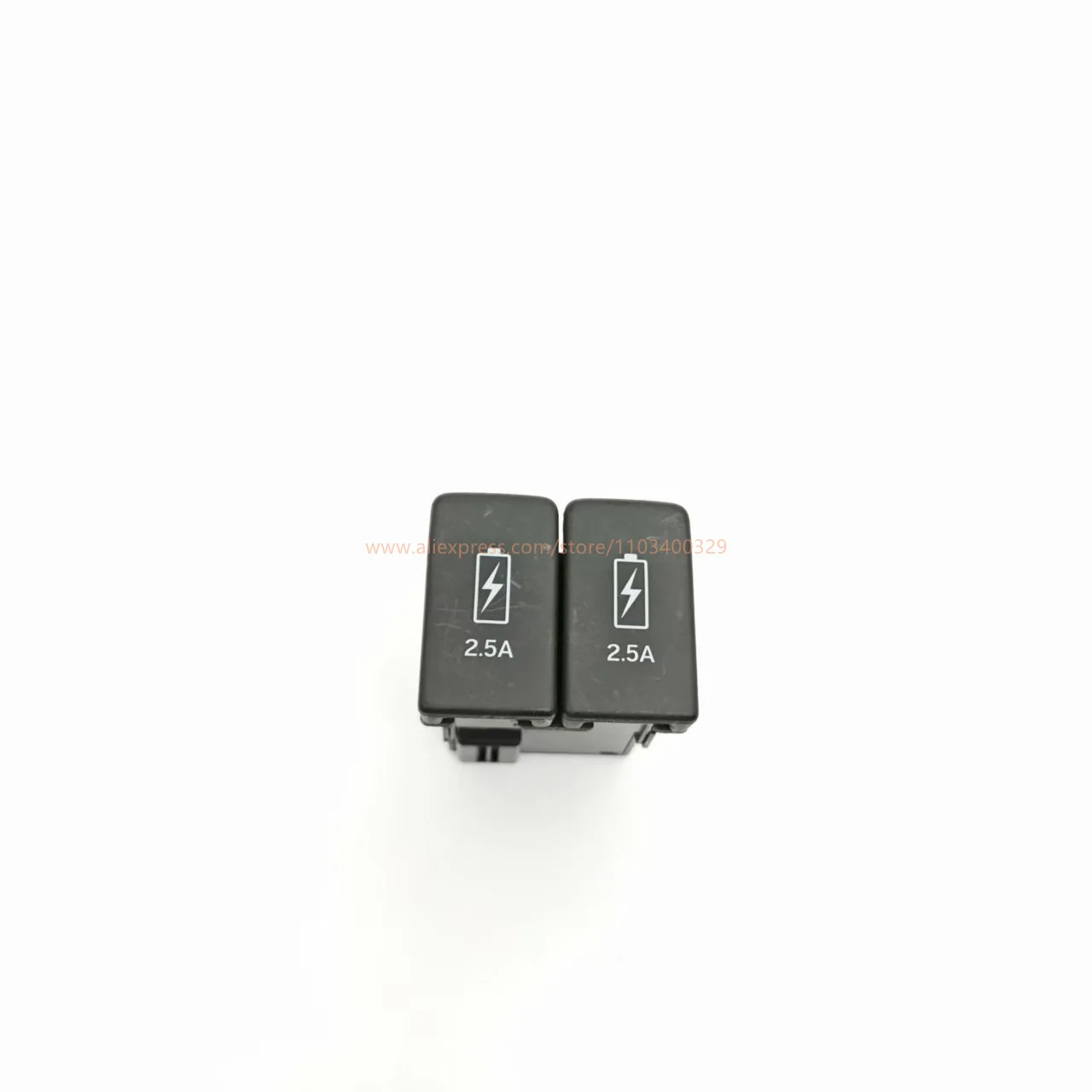Фото 39090-TLA-A01 Разъем USB-порта для зарядки в задней консоли автомобиля для Honda CR-V 2017-2022 №2