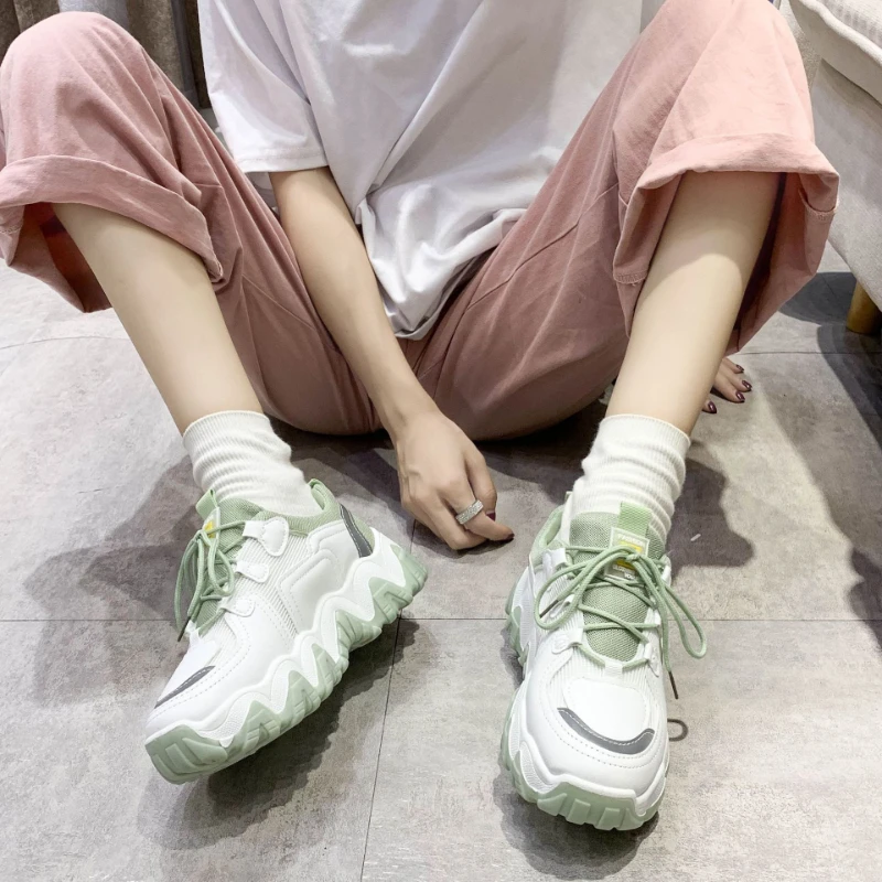 Women Tennis Shoes Spring and Autumn Ladies Thick Sole Lace Up Sneakers Campus Girls Casual Non-slip Wear-Resistant Running Shoe