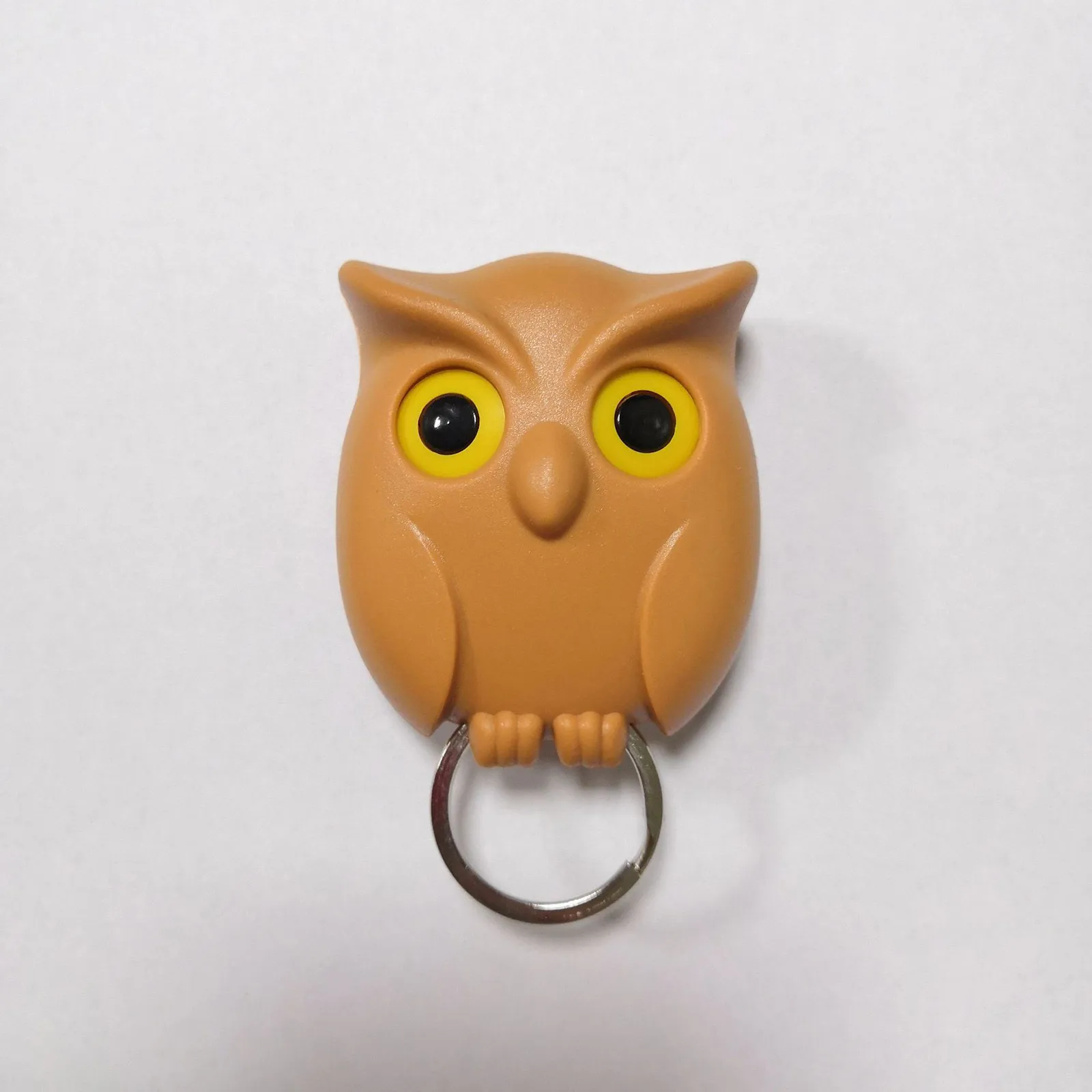 

Punch-free Owl Night Wall Magnetic Keychain Magnet Fixed Keychain Key Hook Will Open Your Eyes To Stare At Home Decorations