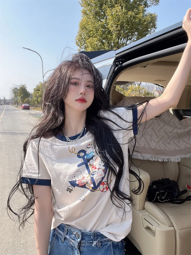 

Женская летняя футболка контрастных цветов с коротким рукавом и принтом в западном стиле