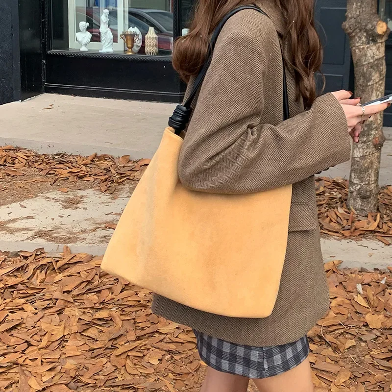 Корейский вместительный женский тоут из искусственной замши Y2K дорожные сумки