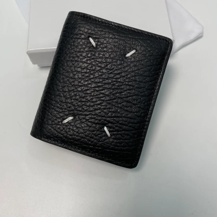 

2021 Autumn Winter New Cow Skin Real Leather Black Wallet with Dust Bag Box
