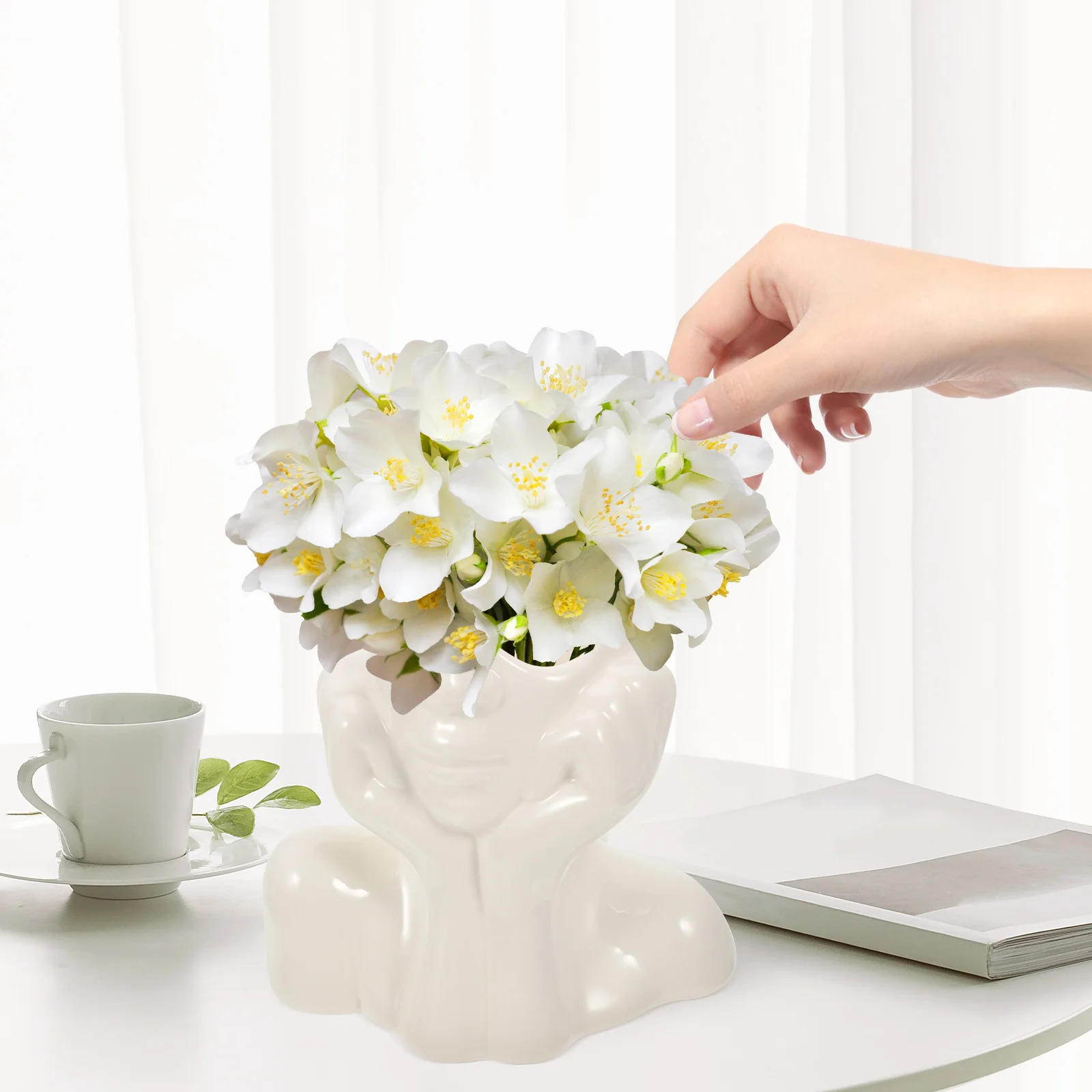 

2 pcs Creative Abstract Vase Decor Flower Arrangement Holder Half Female Face Head Vase