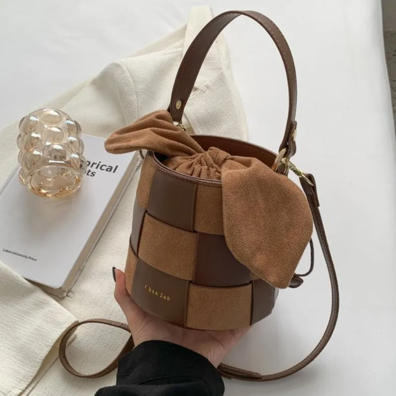 Checkered Bucket Bag New Style Shoulder Bag Oblique Straddle Women Bag