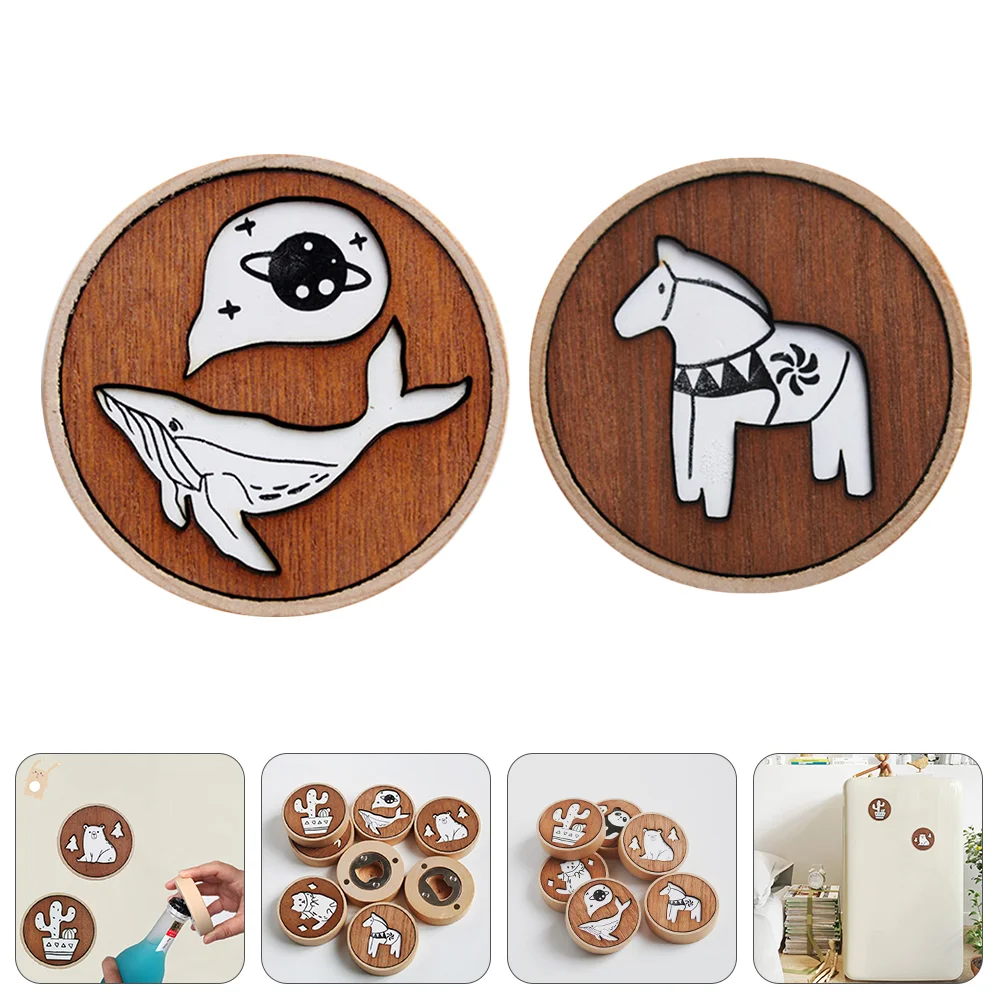 

2PCS Bottle Opener Refrigerator Magnet Delicate Bottle Opener (Random Pattern)