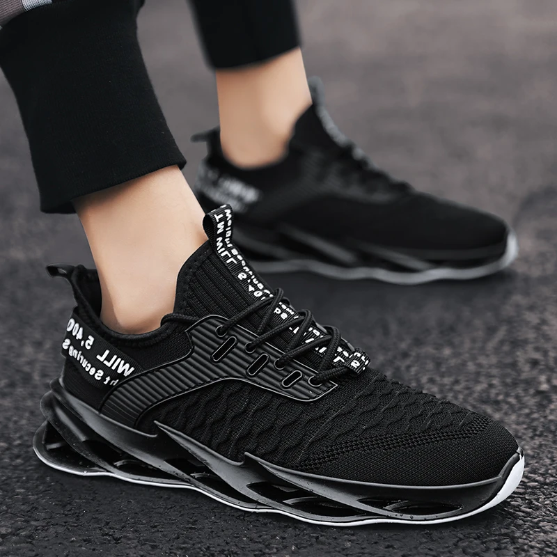 

Men's shoes spring tide shoes fly woven breathable men's sports shoes Korean version versatile trend leisure