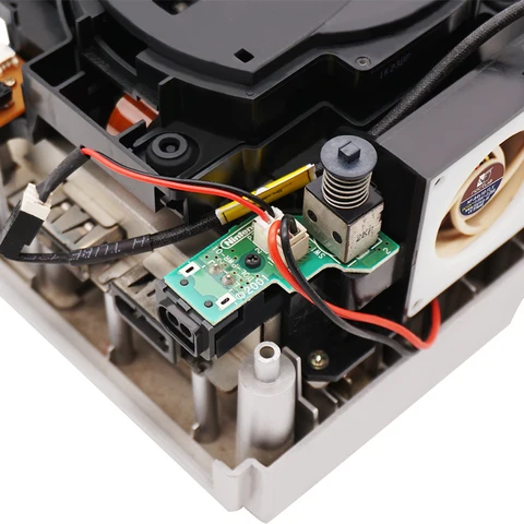 Кронштейн для вентилятора Noctua 40 мм для Nintendo Gamecube  TICKNOT