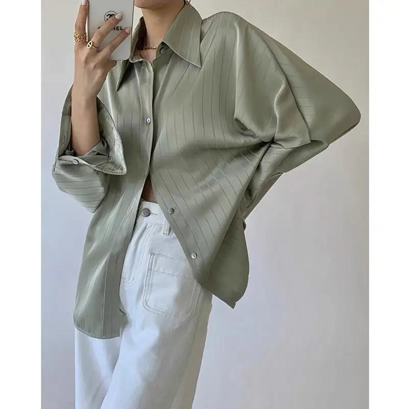 

Women 2022 Spring Autumn Fashion Chic Satin Long Sleeve Shirts Female Loose Striped Blouses Ladies Buttons Casual Shirts W270