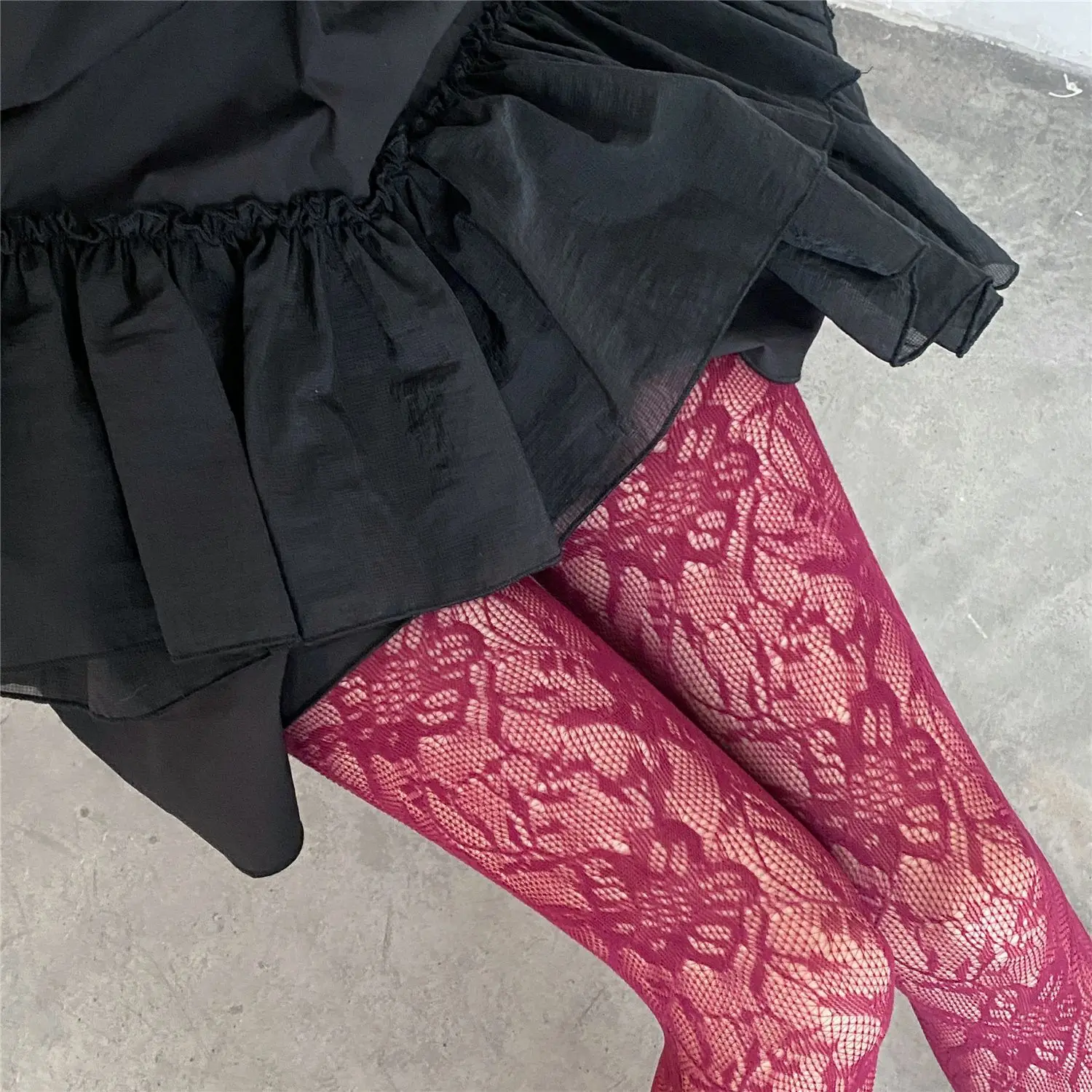 

Разноцветные носки-сетки SVOKOR, сексуальные полые колготки для женщин, эластичные тонкие чулки, дышащие колготки, Корейская уличная одежда