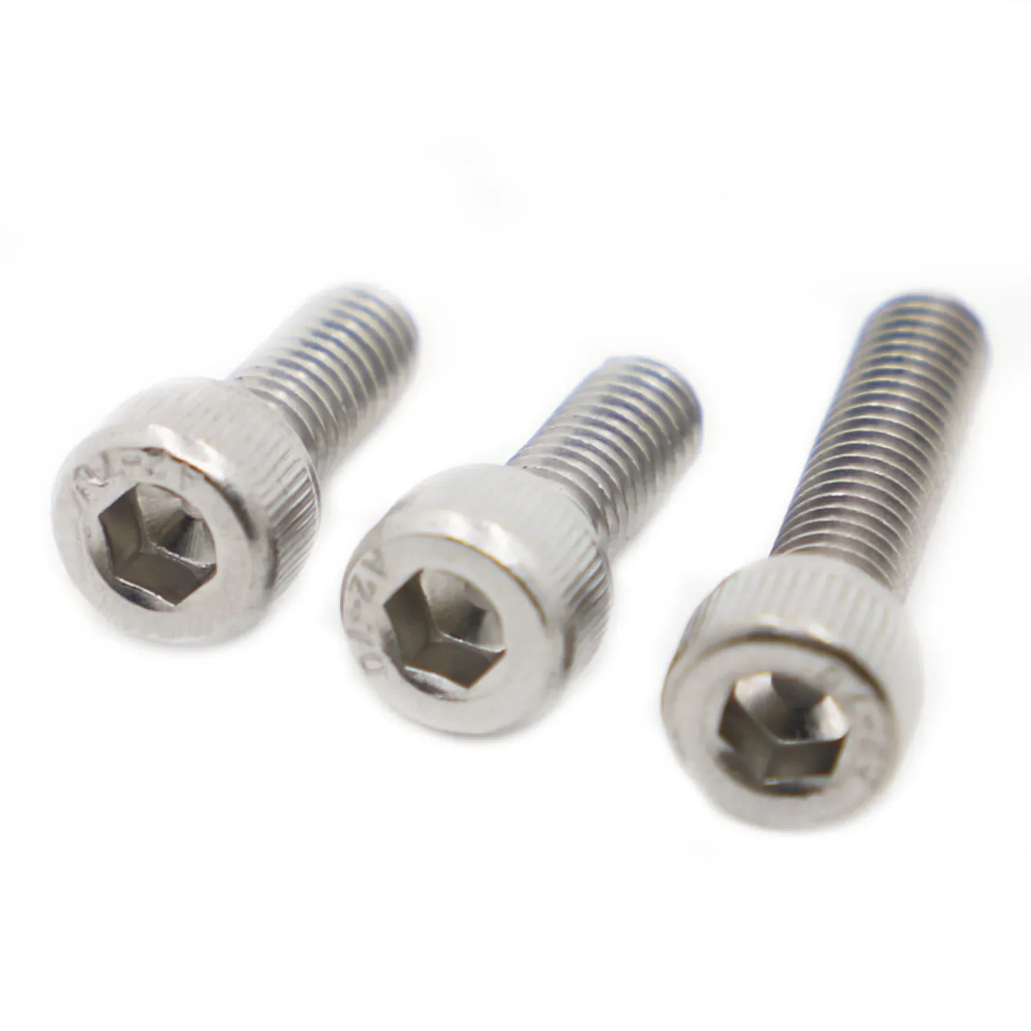 

Винты SZYANGYI из нержавеющей стали 304 DIN912 M1.6-M10