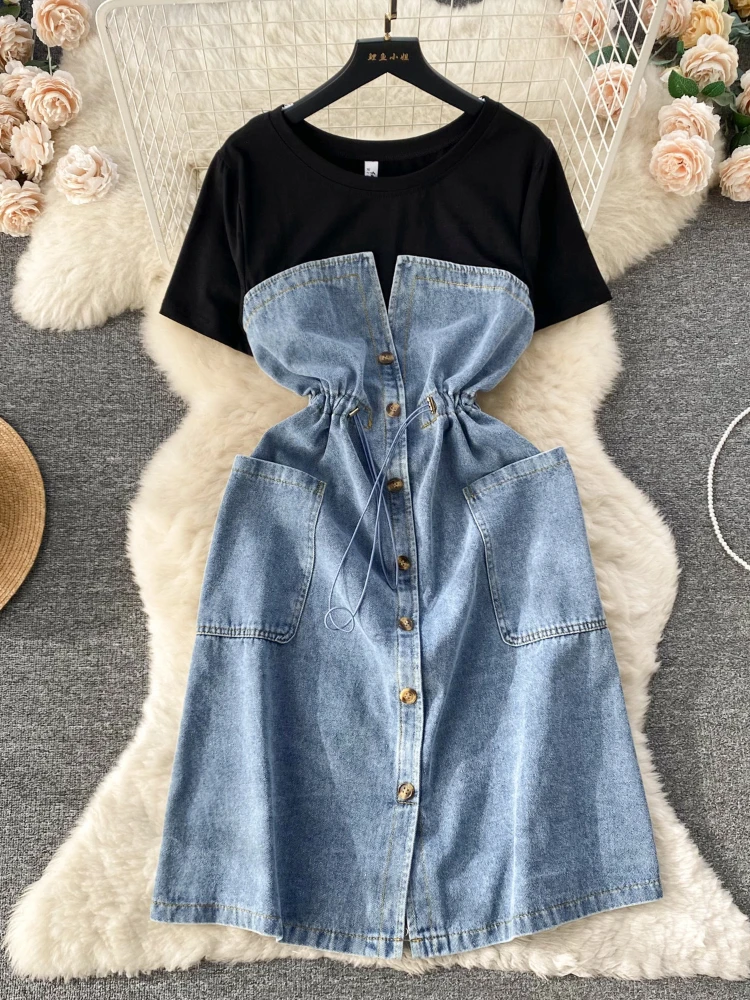 Женское джинсовое платье-трапеция