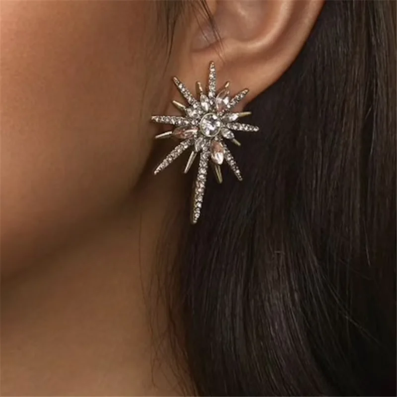

Celestial Star Starburst Stud Earring Rhinestone Crystal Art Deco Drop Dangle Earrings Luxury Fashion Jewelry 2022 New Year Gift