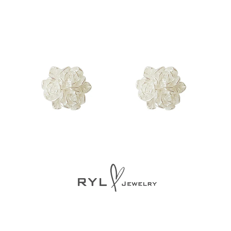 

French Vintage Small White Flowers 925 Silver Pin Earrings Gentle Sweet Fresh Rose Earrings New