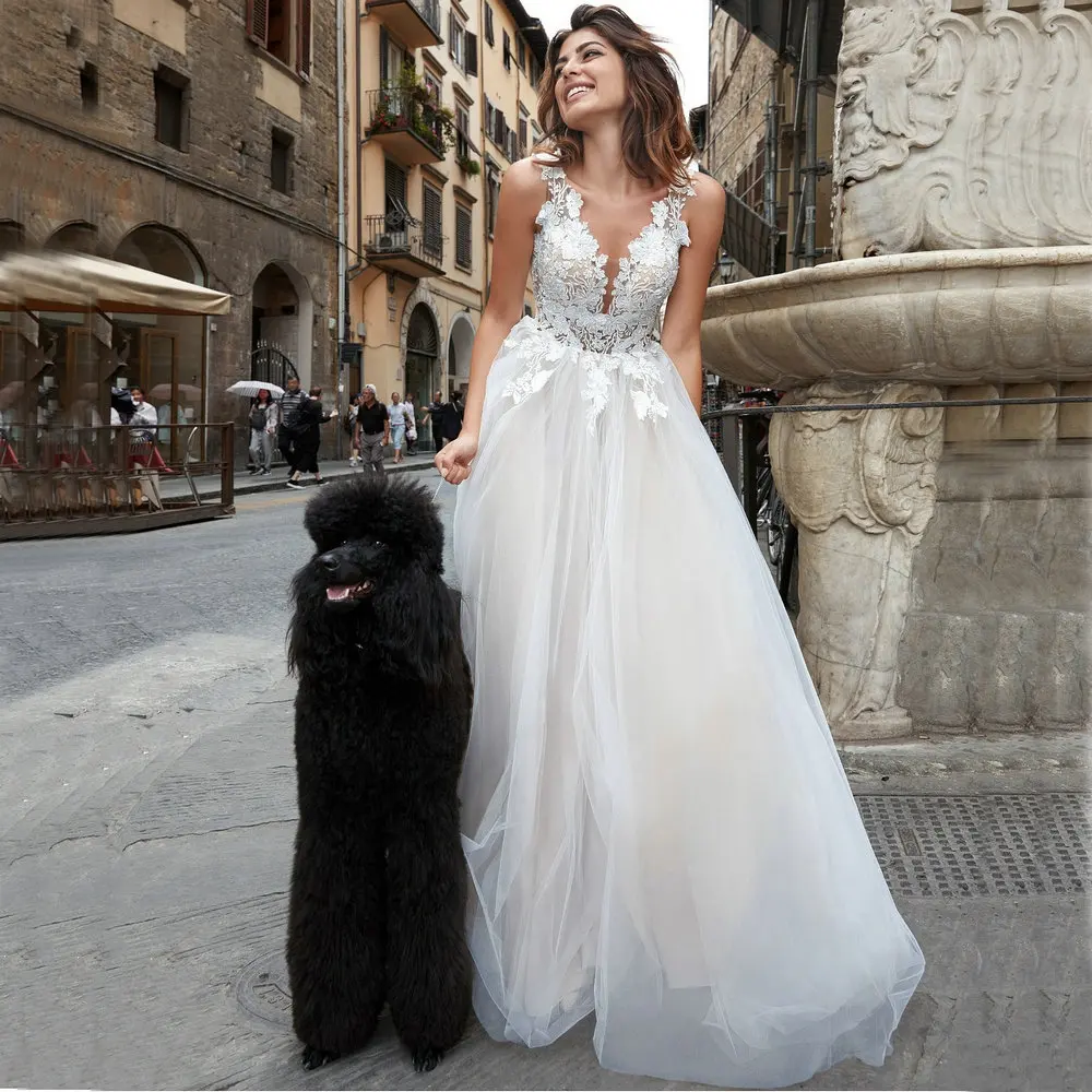 

Boho Romantic Beach V-Neck White Wedding Dress Vintage Appliques Lace Custom Made Princess Illusion Bridal Gowns Robe De Mariée