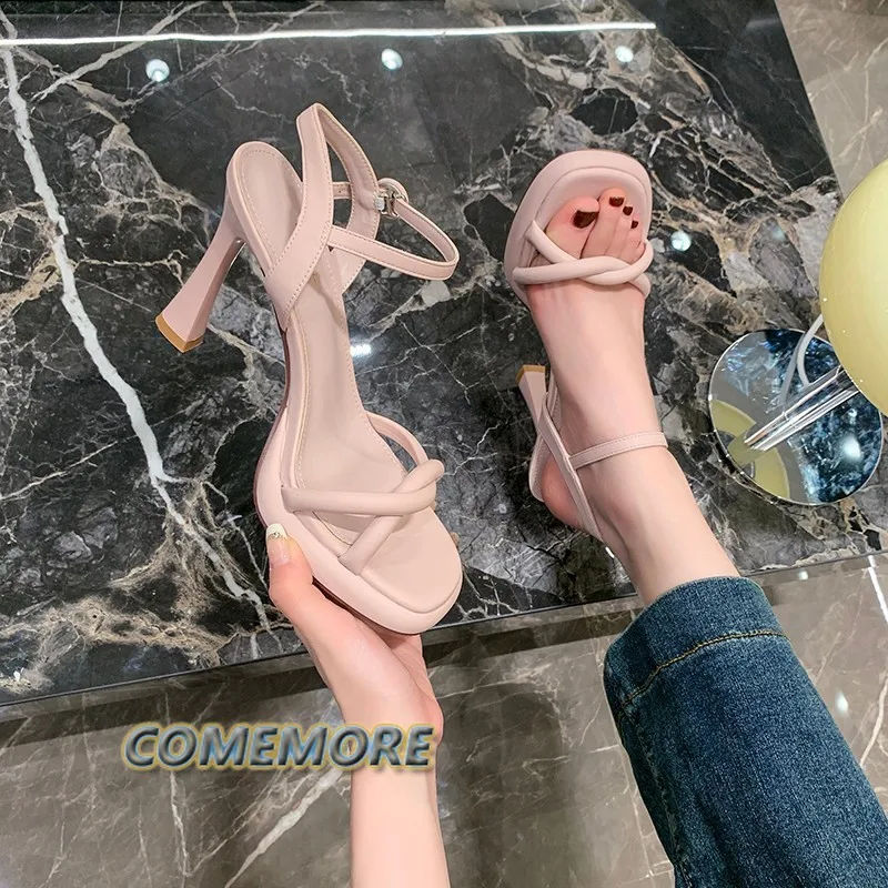 Сандалии женские на тонком каблуке пикантные туфли с открытым носком для ночного