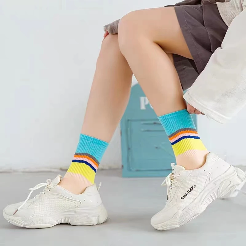 5Pairs/Lot Colourful Rainbow Cotton Sock For Women Streetwear Comfortable Ladies Socks