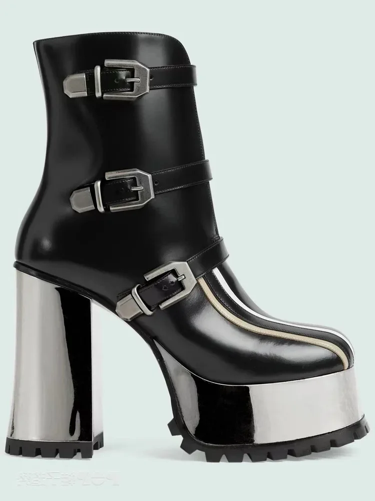 Современные ботинки на толстом очень высоком каблуке с круглым носком платформе