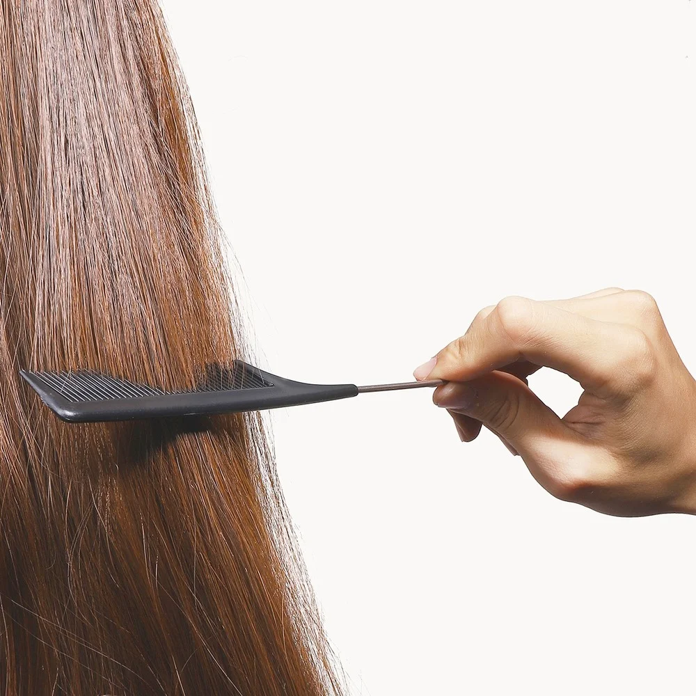 

Professional Heat Resistant Salon Black Metal Pin Tail Antistatic Comb Hard Carbon Highlight Cutting Comb Hair Trimmer Brushes