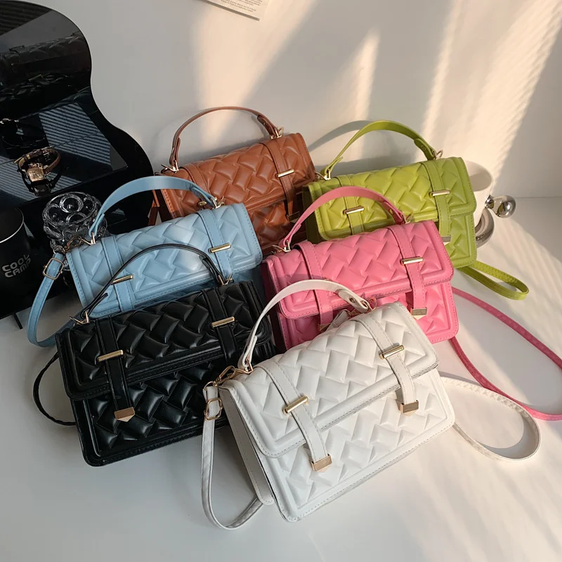 

Маленькие сумки через плечо из искусственной кожи для женщин, дамские дорожные квадратные сумочки на цепочке, роскошные дизайнерские мини-сумки