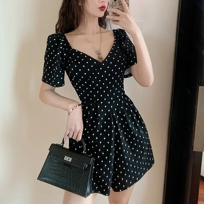 

Women 2022 Summer Fashion Rompers Chiffon Jumpsuit Female Elegant Polka Dots Playsuit Belt V-Neck Short Sleeve Bodysuit P27