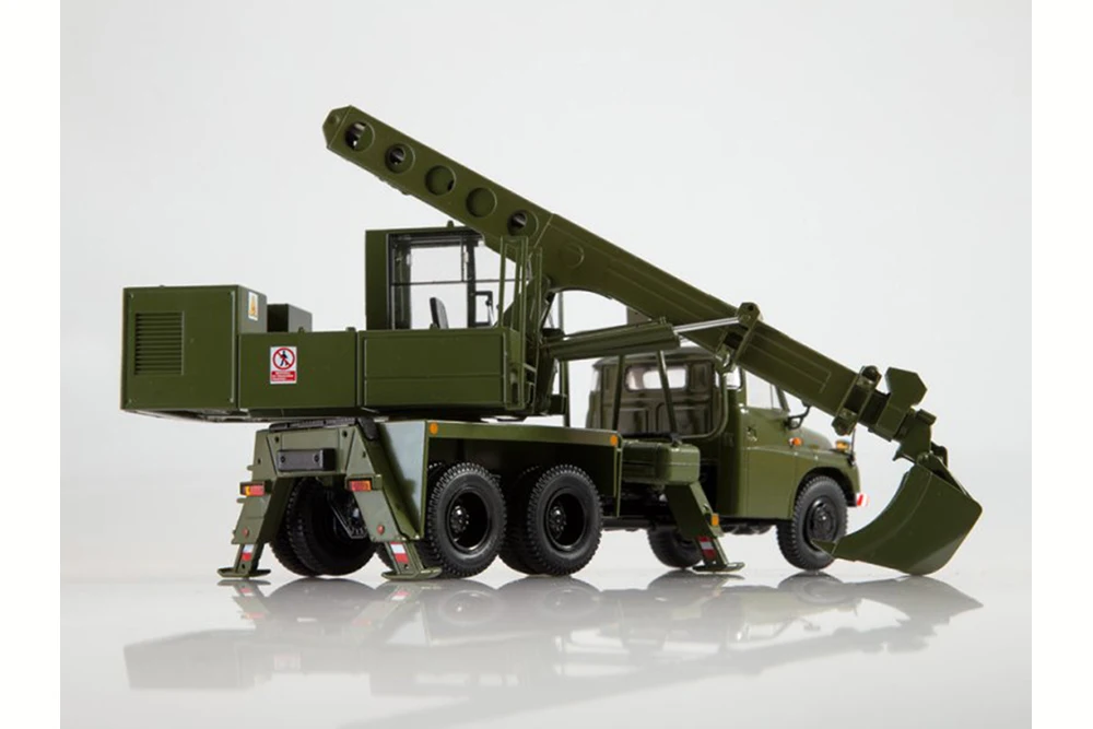 TATRA 148 EXCAVATOR-PLANER UDS-110 (ON TATRA-148 CHASSIS) ARMY TRUCK | Игрушки и хобби