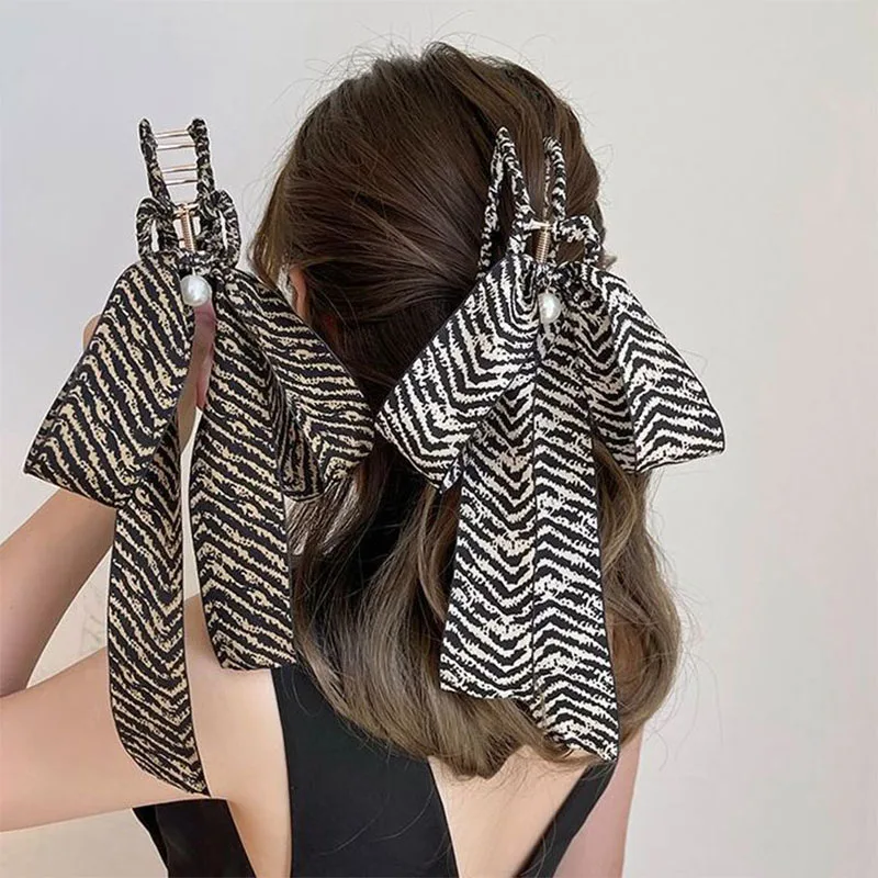 

2022 High-Quality Striped Bow Ribbon Hair Clip Headdress Large Grab Clip Shark Clip Woman Hair Catch Hair Accessories decorate