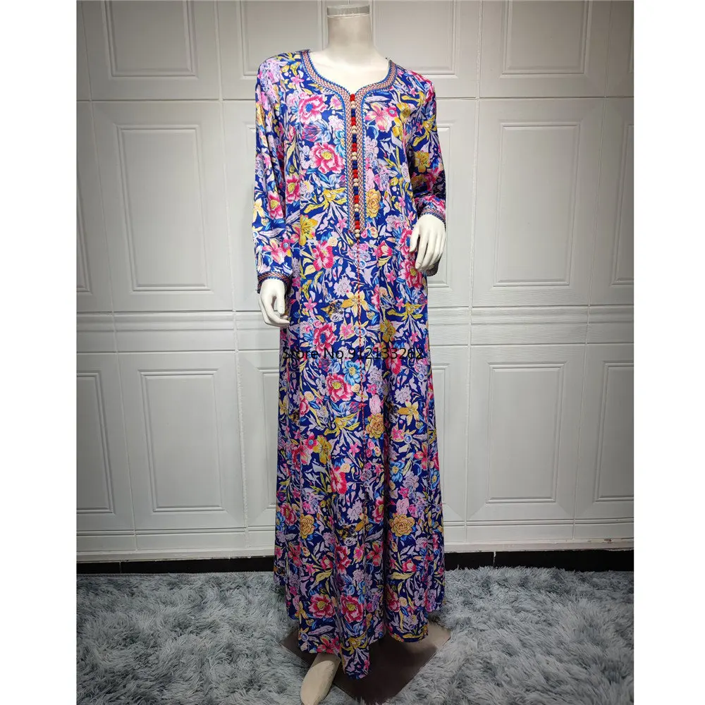 

Женское длинное платье с цветочным принтом, в индийском стиле