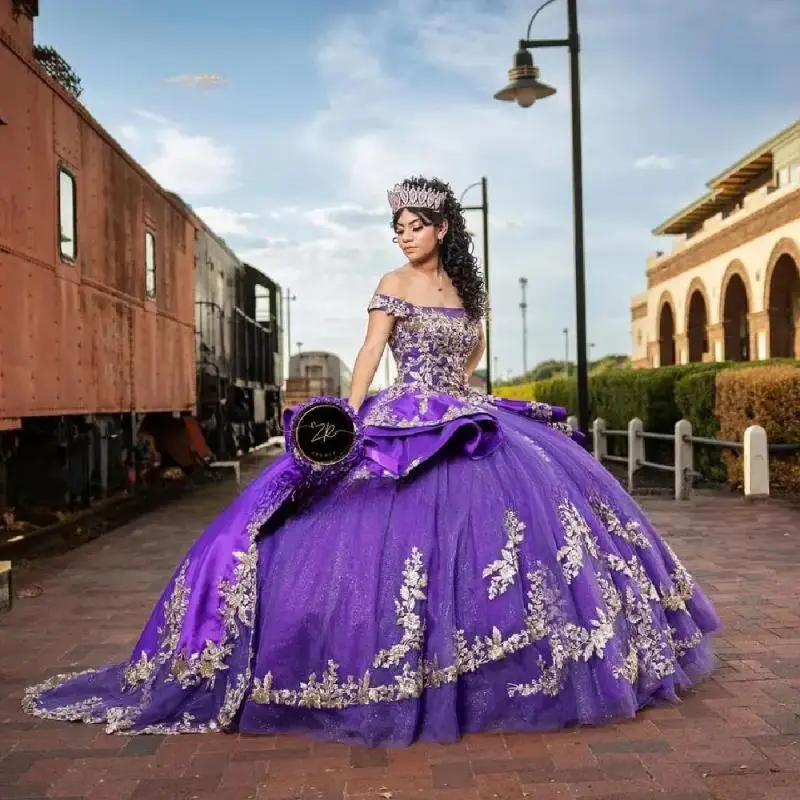 Новое поступление фиолетовые платья для Quinceanera 2024 бальное платье на день