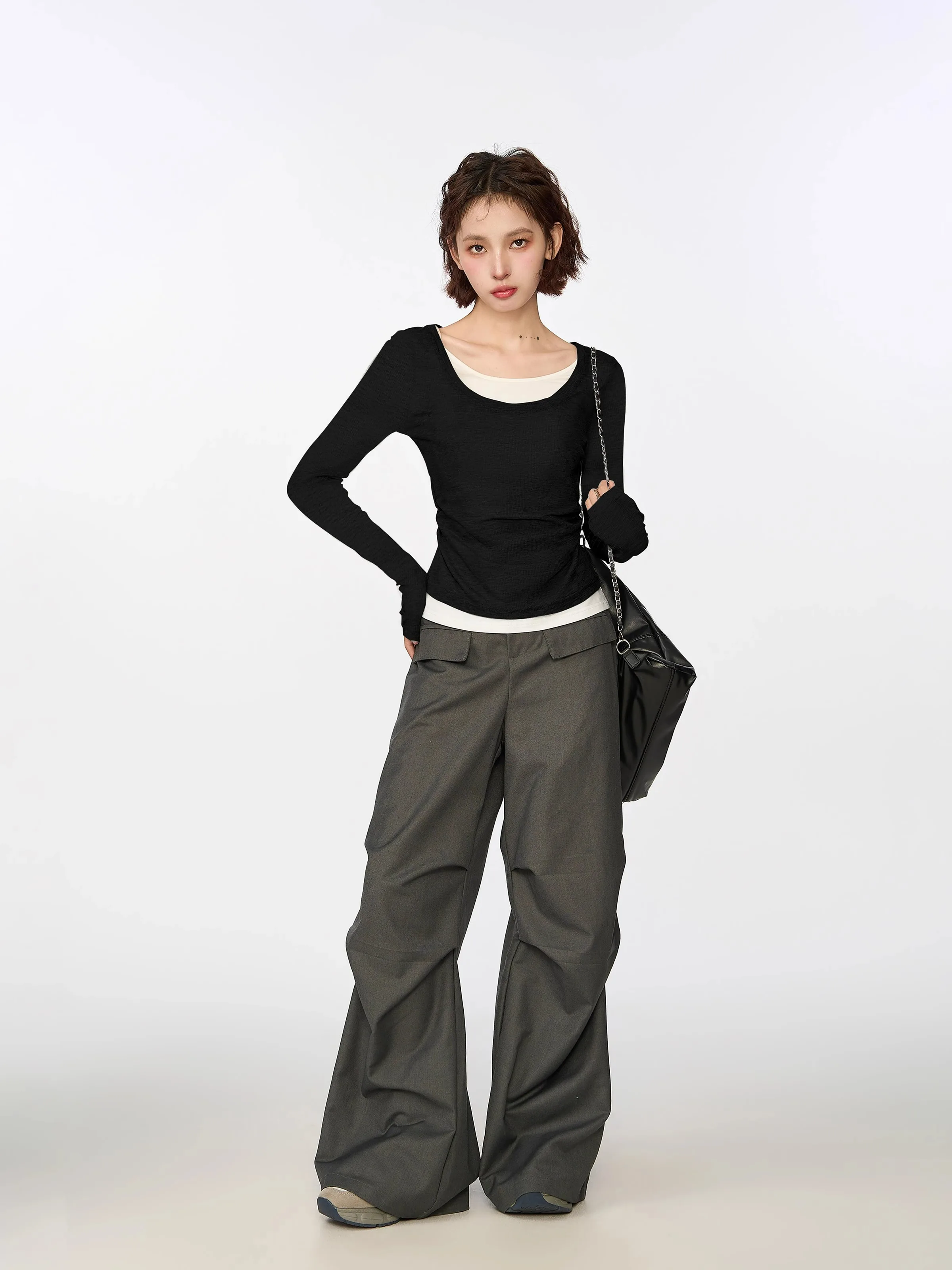 Черная двухсекционная рубашка с длинными рукавами и искусственными плечами