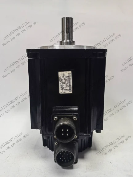Фото Новый серводвигатель переменного тока SGMGH-13ACA61 SGMGH 13ACA61 SGMGH13ACA61 SGMXG-44AUA6CC2 №1