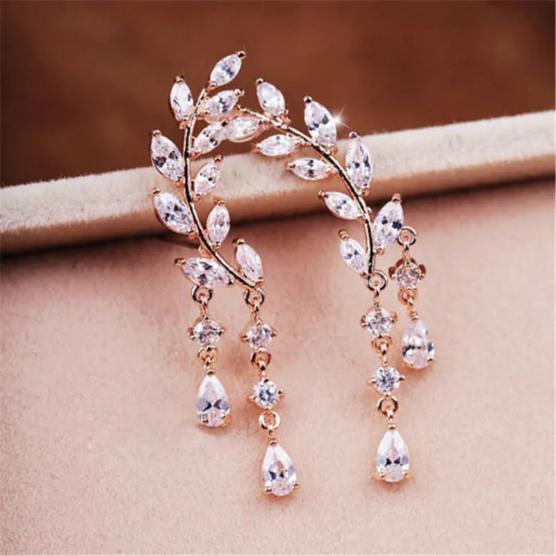 Модные циркониевые серьги-гвоздики в виде листьев 2 цвета современном стиле