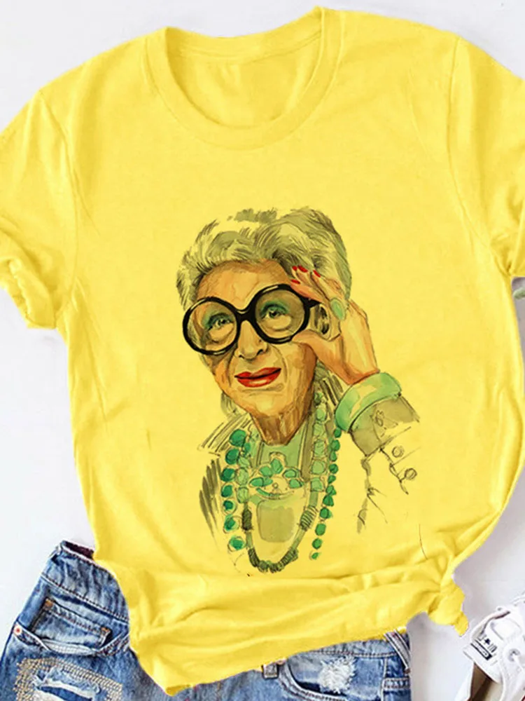 

Женская футболка с коротким рукавом, круглым вырезом и цифровым 3D-принтом