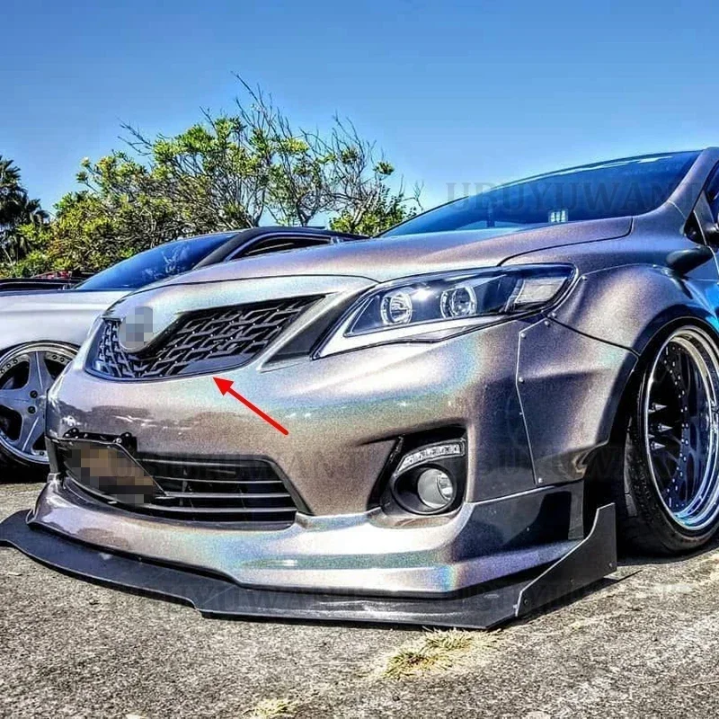 Фото Решетки радиатора для Toyota Corolla 2011, 2012, 2013 годов выпуска №3