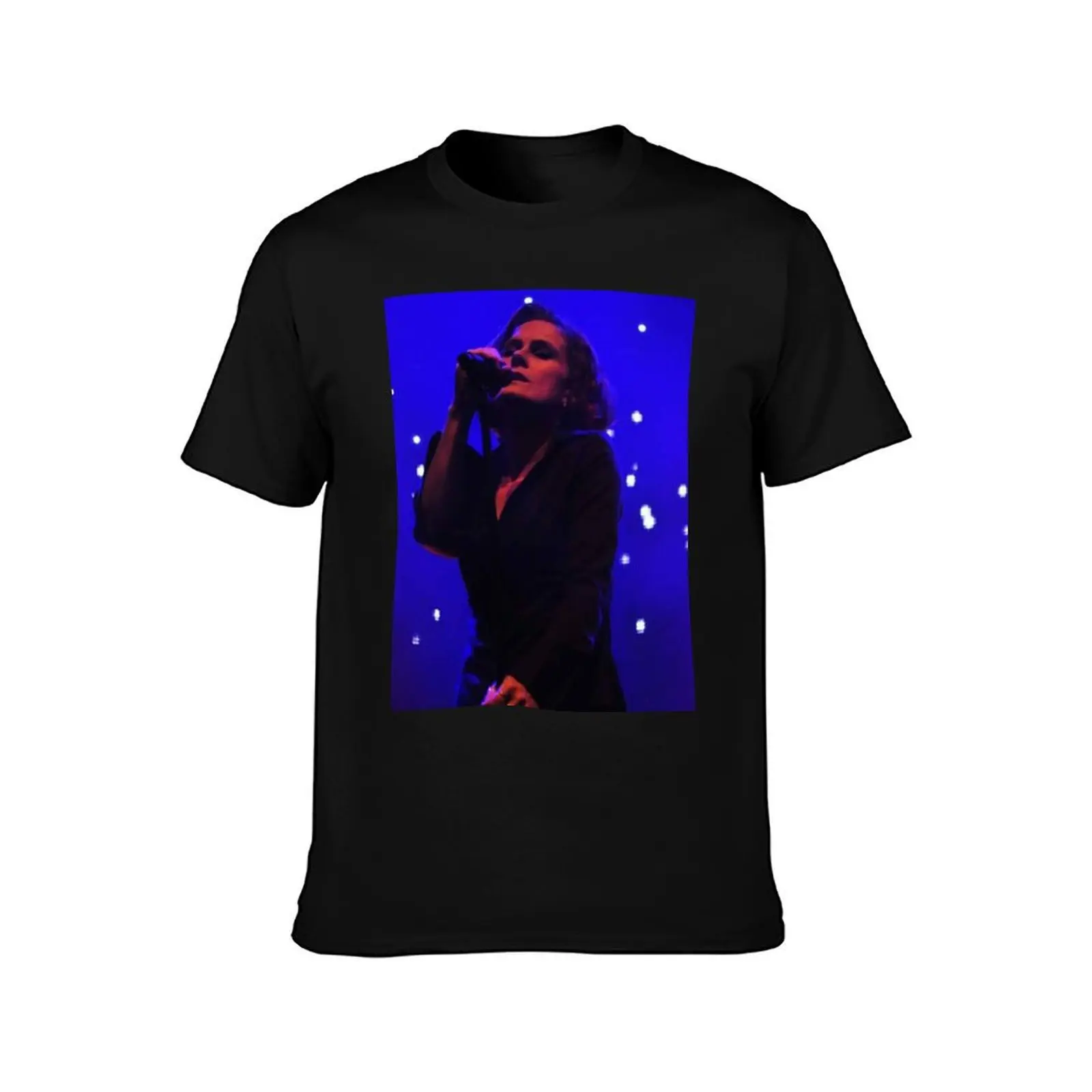 Фото Футболка Alison Moyet, базовая повседневная футболка стандартного кроя №2